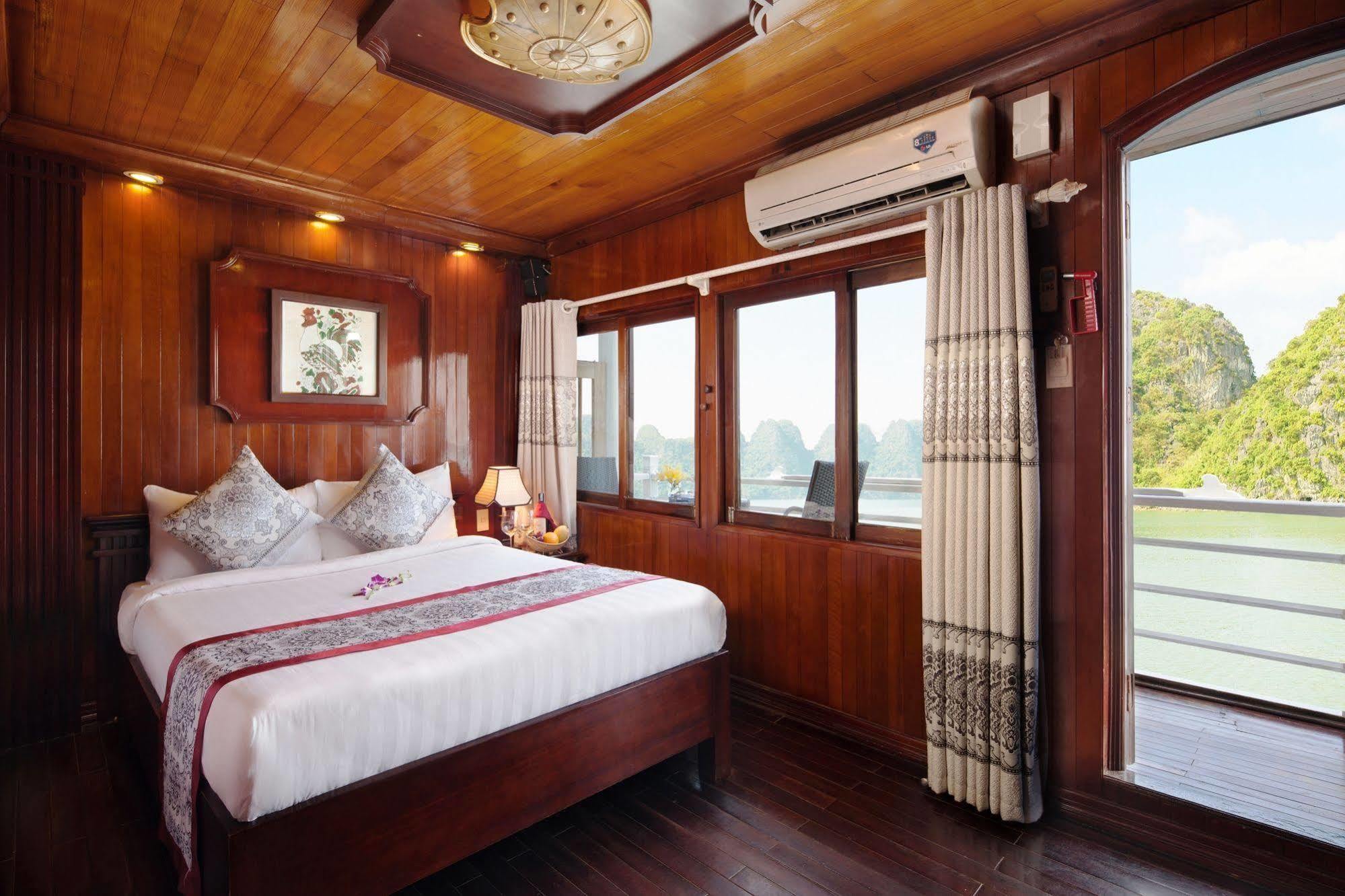 Hôtel Scorpion Cruise à Hạ Long Extérieur photo